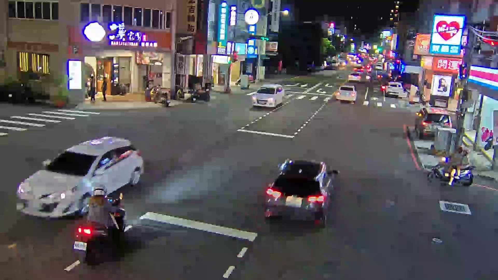 太平區中山路/新福路(右側車流往環中東路)