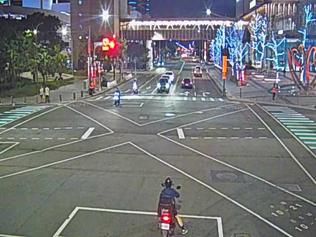 崇德十九路/崇德路三段(右側車流往四平路)Chongde 19th Rd/Chongde Rd (Right side Traffic flow to Siping Rd )