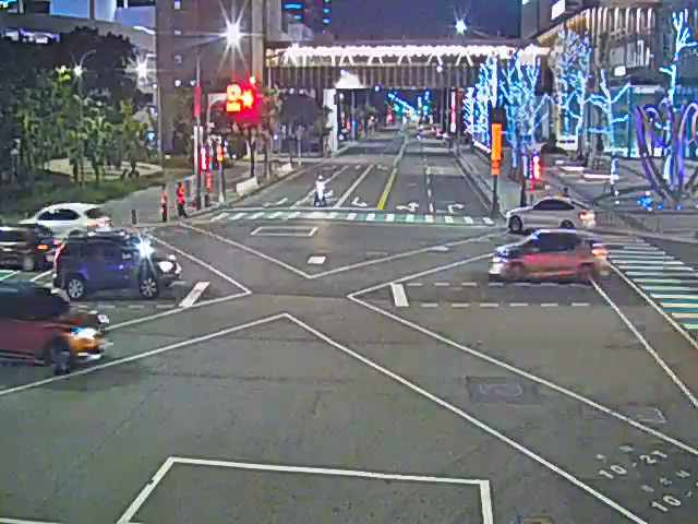 崇德十九路/崇德路三段(右側車流往四平路)Chongde 19th Rd/Chongde Rd (Right side Traffic flow to Siping Rd )