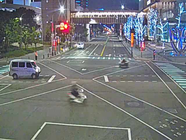 崇德十九路/崇德路三段(右側車流往四平路)Chongde 19th Rd/Chongde Rd (Right side Traffic flow to Siping Rd )