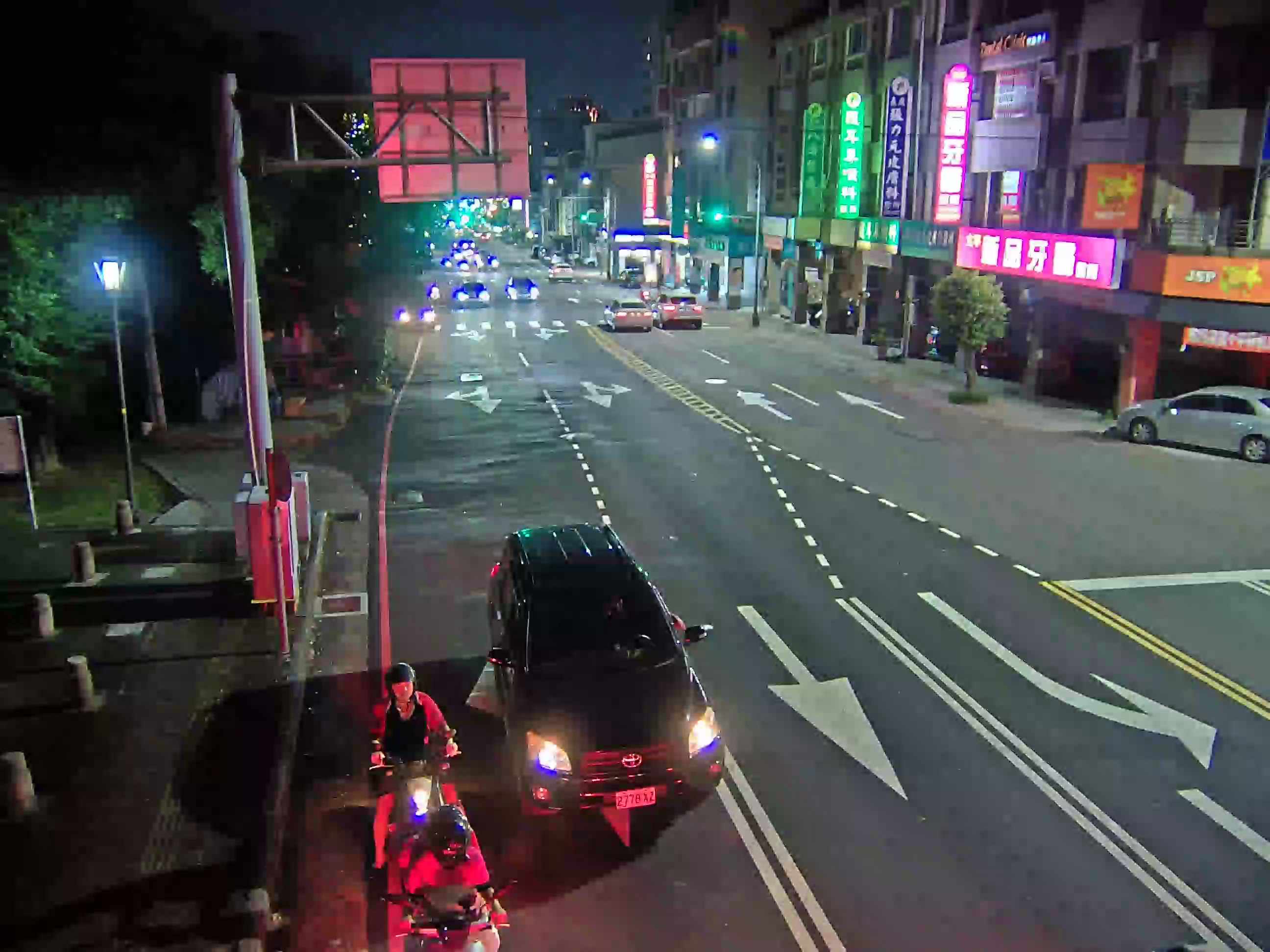 太平區中山路/祥順路(右側車流往北屯路)