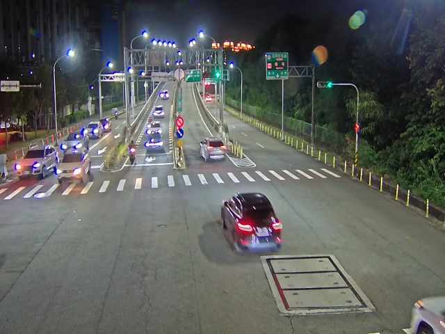高鐵路/高鐵一路(往高鐵陸橋拍攝)
