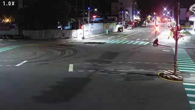 南京路/雙十路(右側車流往建成路) Nanjing Rd./
