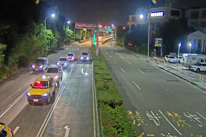 高鐵路/高鐵五路(右側車流往台74)