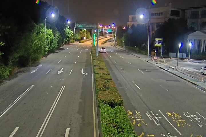 高鐵路/高鐵五路(右側車流往台74)